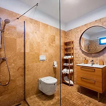 Safir Hotel 4*